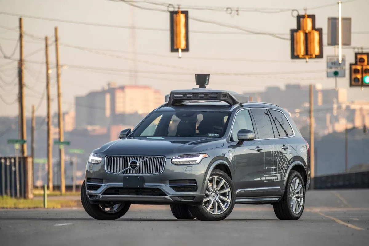 Весной беспилотный автомобиль Uber убил человека. Теперь ясно, почему так вышло