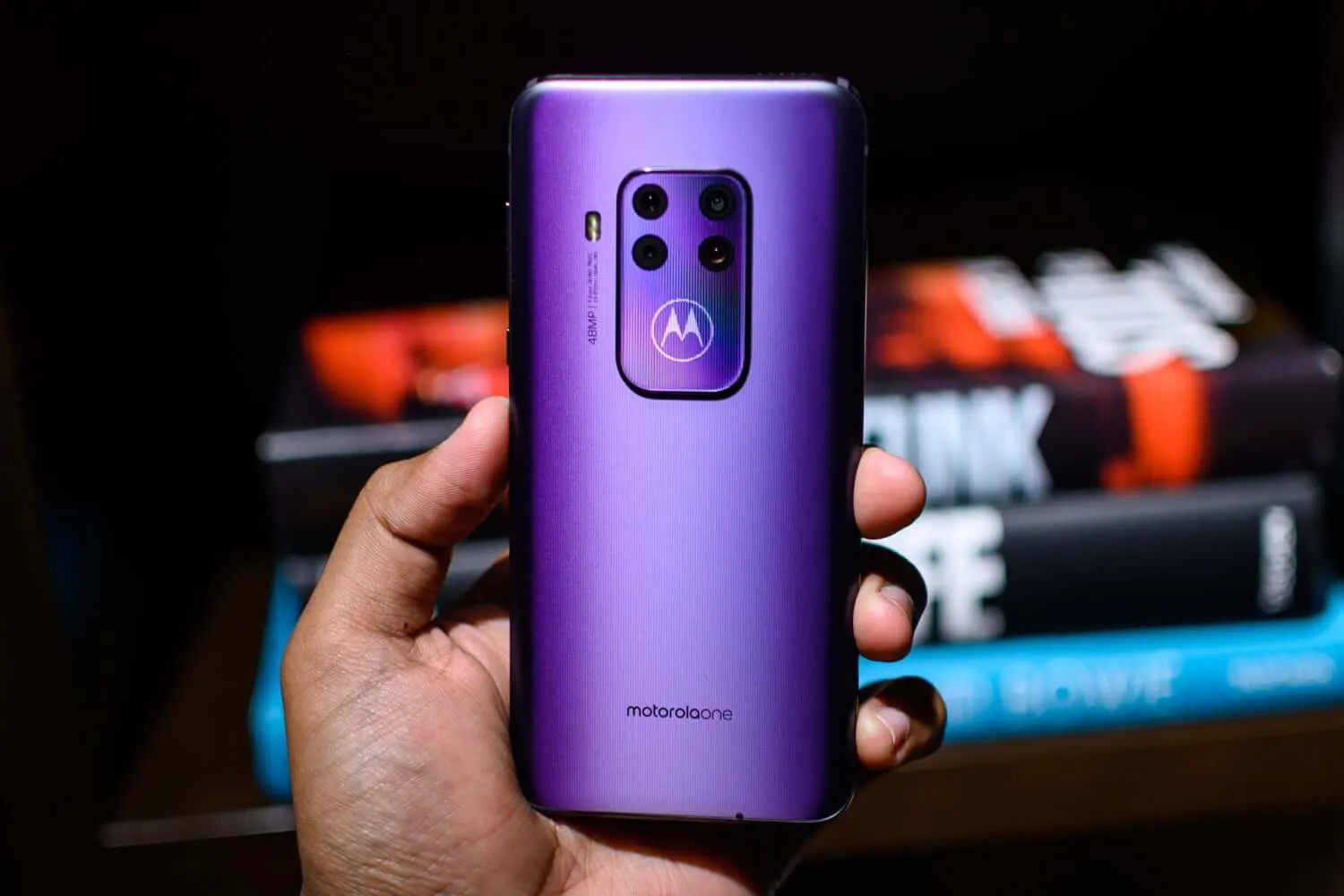 Камерофон Motorola One Zoom казнили в DxOMark. Его обогнал даже iPhone 7 Plus