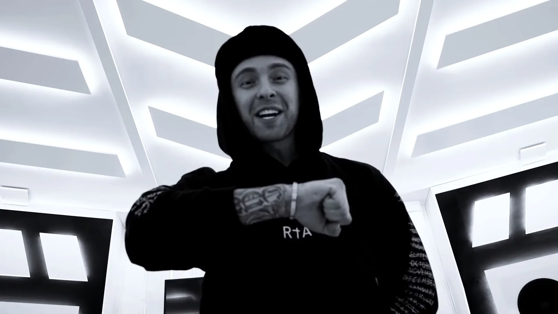 Хованский, Крид, Noize MC и Леван Горозия. Слушаем и обсуждаем треки звёзд на третий раунд 17-го Независимого