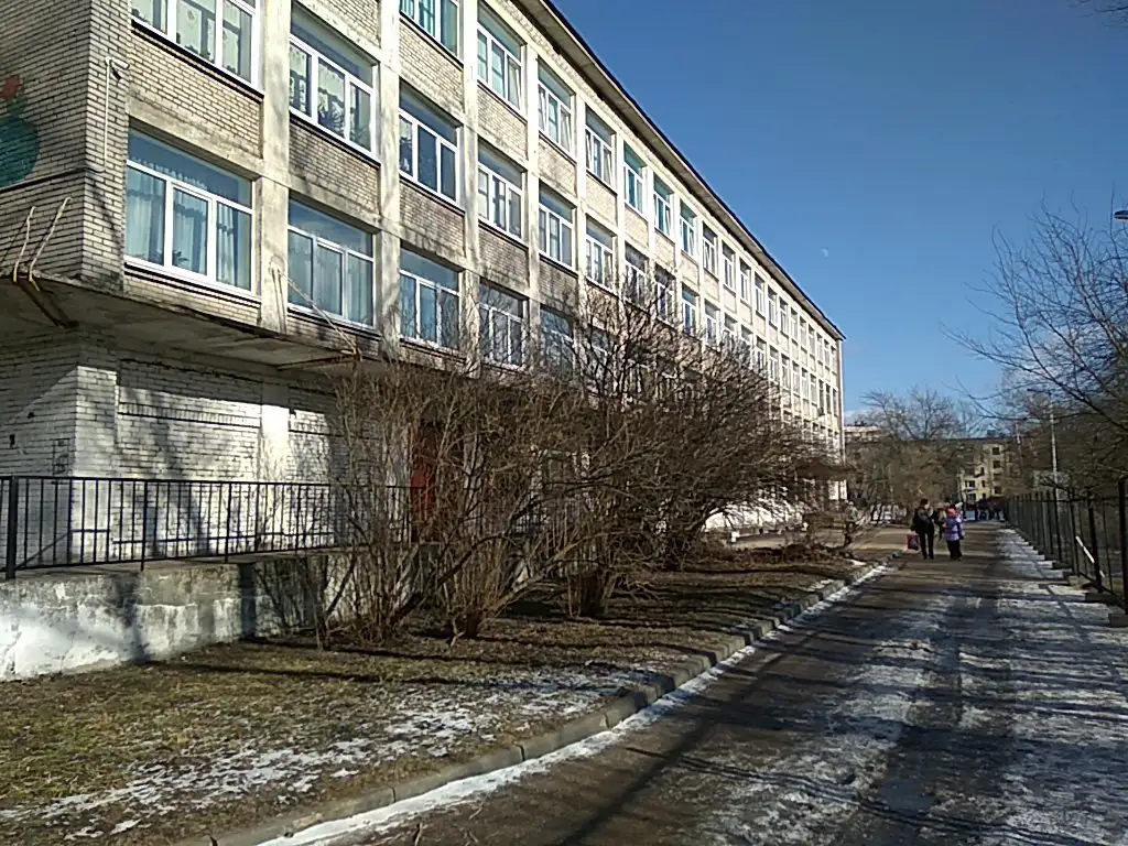 Вы знали, как трудно жить школьникам? Откладывать деньги с завтраков больше не получается