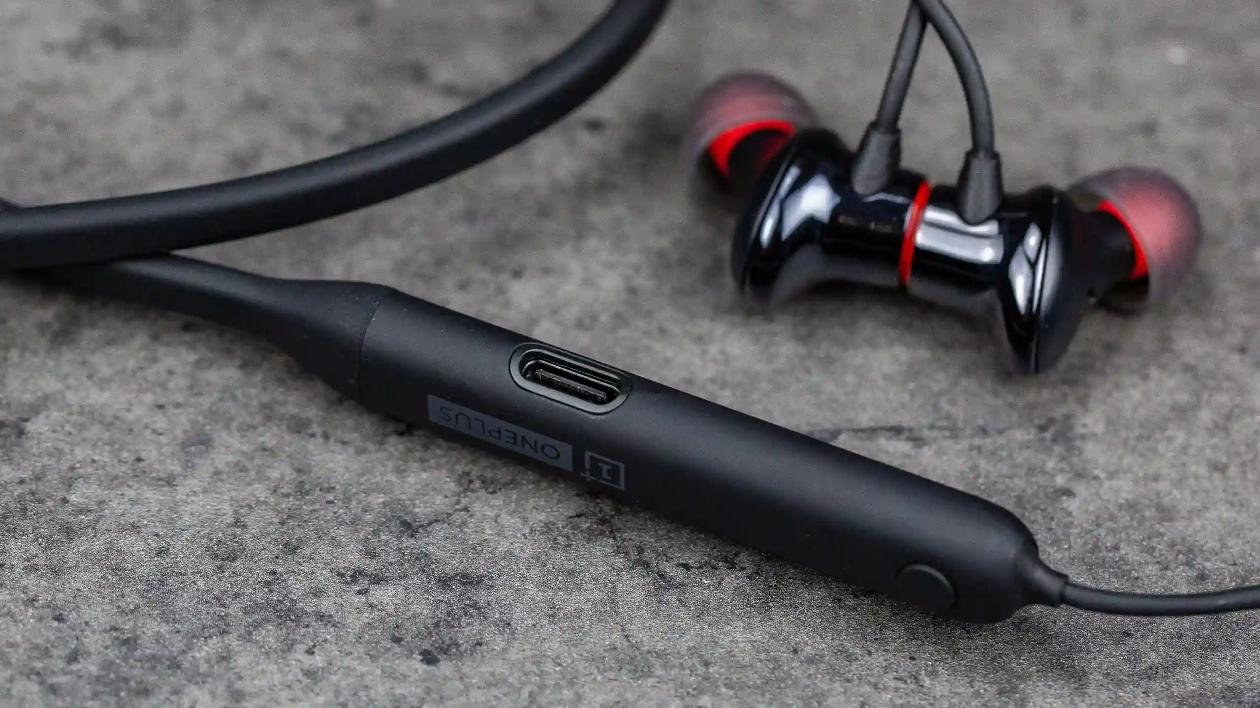 Обзор гарнитуры OnePlus Bullets Wireless 2. Лучшая альтернатива BeatsX?