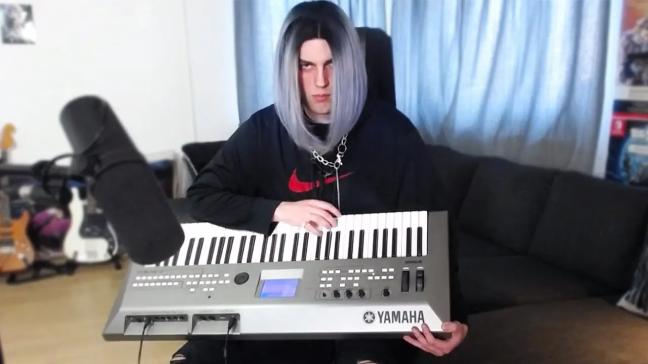 YouTube впервые наградил пользователя за комментарий. Что там написано?