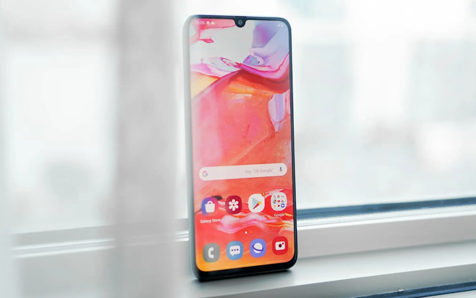 Samsung Galaxy A70 подешевел в МТС. Очень выгодные кэшбек и трейд-ин
