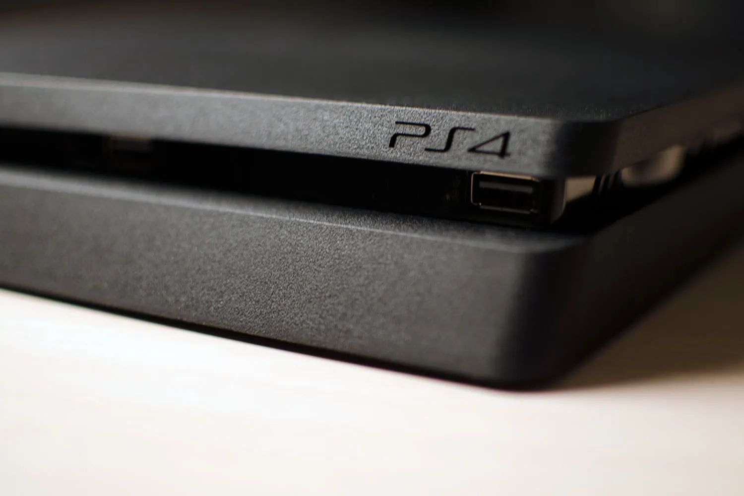 Где покупать игровые приставки PlayStation и Xbox? Тут – секретные промокоды