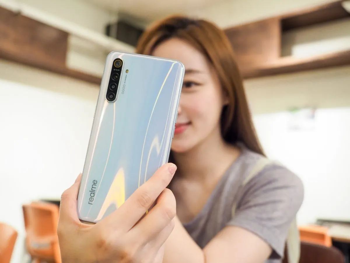 Убийца Xiaomi подешевел в МТС. Рассказываем про Realme XT