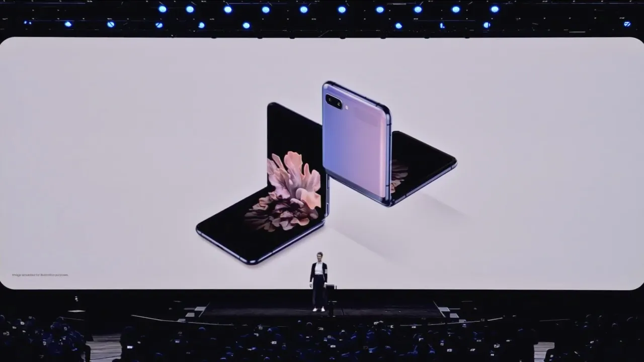 Samsung Galaxy Z Flip – новая раскладушка корейцев. Ностальгию оценили в безумную сумму