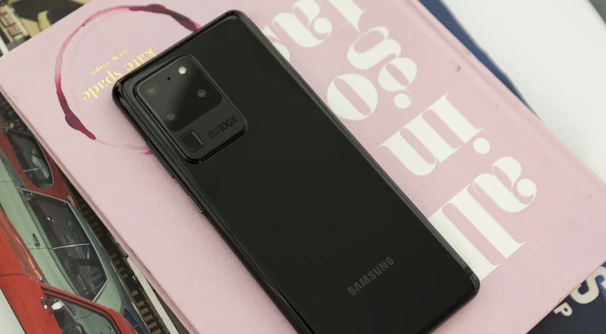 Как снимает Samsung Galaxy S20 Ultra? И как работает зум флагмана за 100 тысяч рублей?