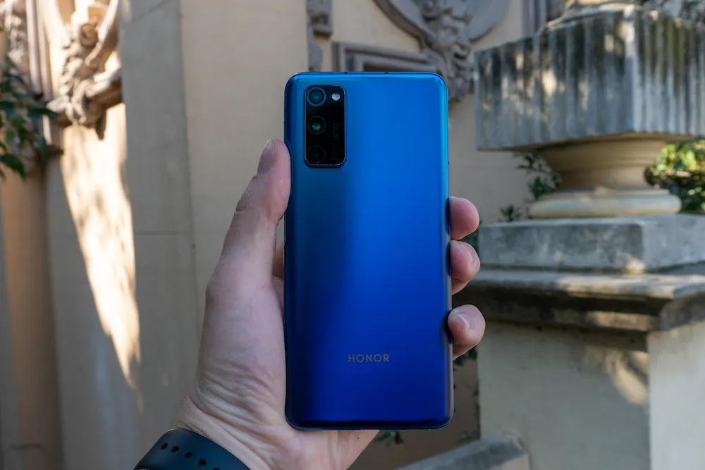 Флагман Honor View 30 Pro выйдет в России по соблазнительной цене. Но у него нет Google-сервисов