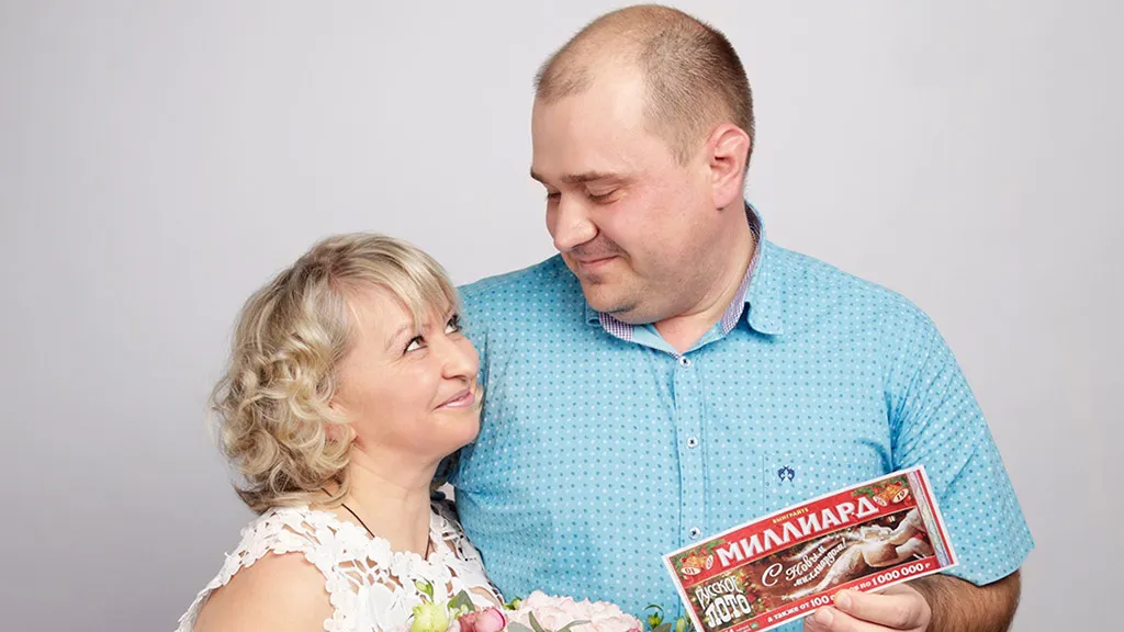 Женщина из Екатеринбурга выиграла 500 млн рублей в лотерею и наврала, что не получила деньги. Зачем?