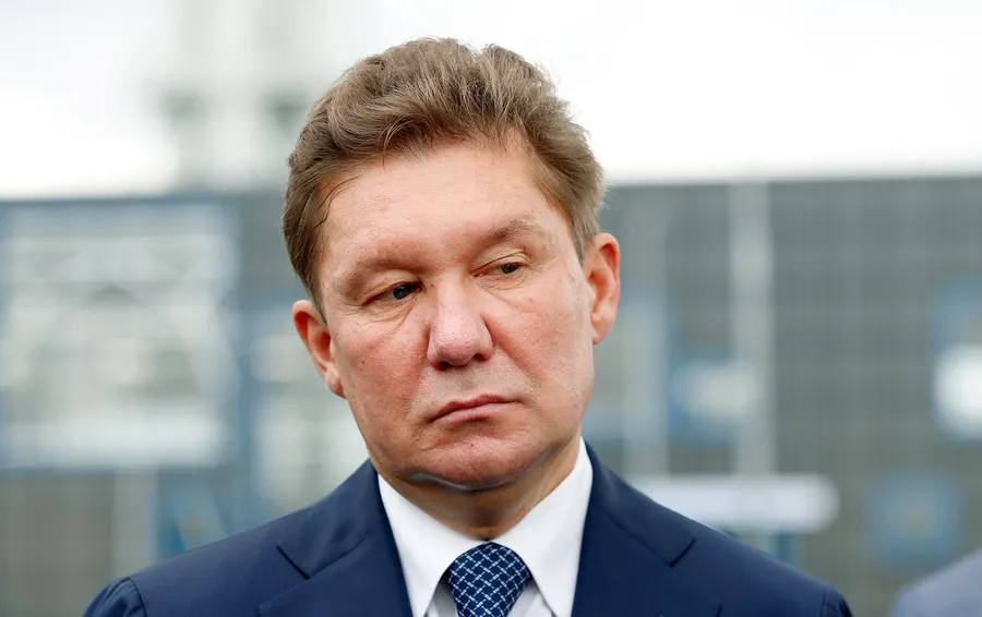 Евгений Савин обвинил Алексея Миллера в удалении самого популярного ролика «КраСавы». И придумал боссу «Газпрома» новое прозвище