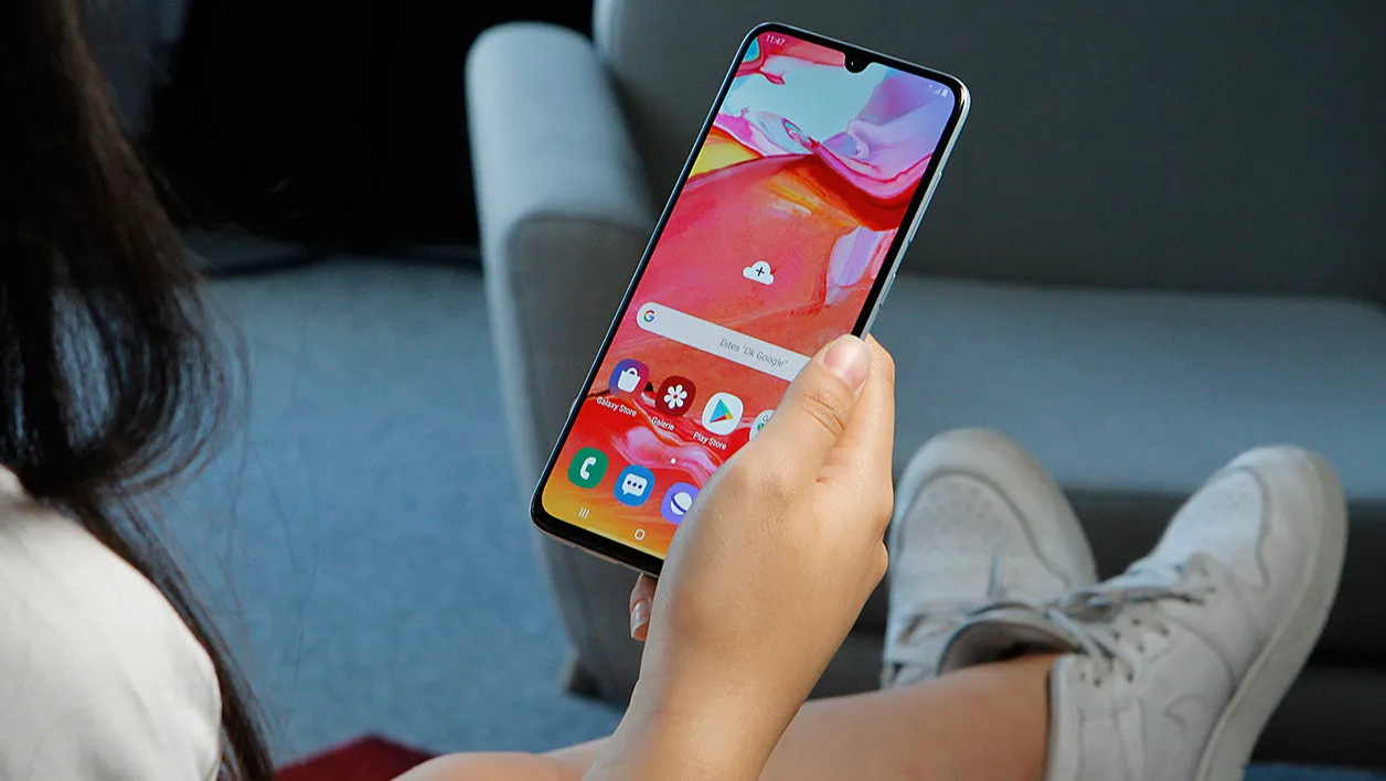 Samsung Galaxy A70 в дефиците. Но мы нашли его со скидкой в 5 тысяч рублей