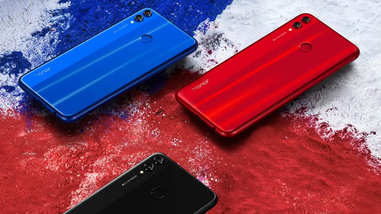 Honor 10 Lite раздают со скидкой. Самая низкая цена на бестселлер с NFC