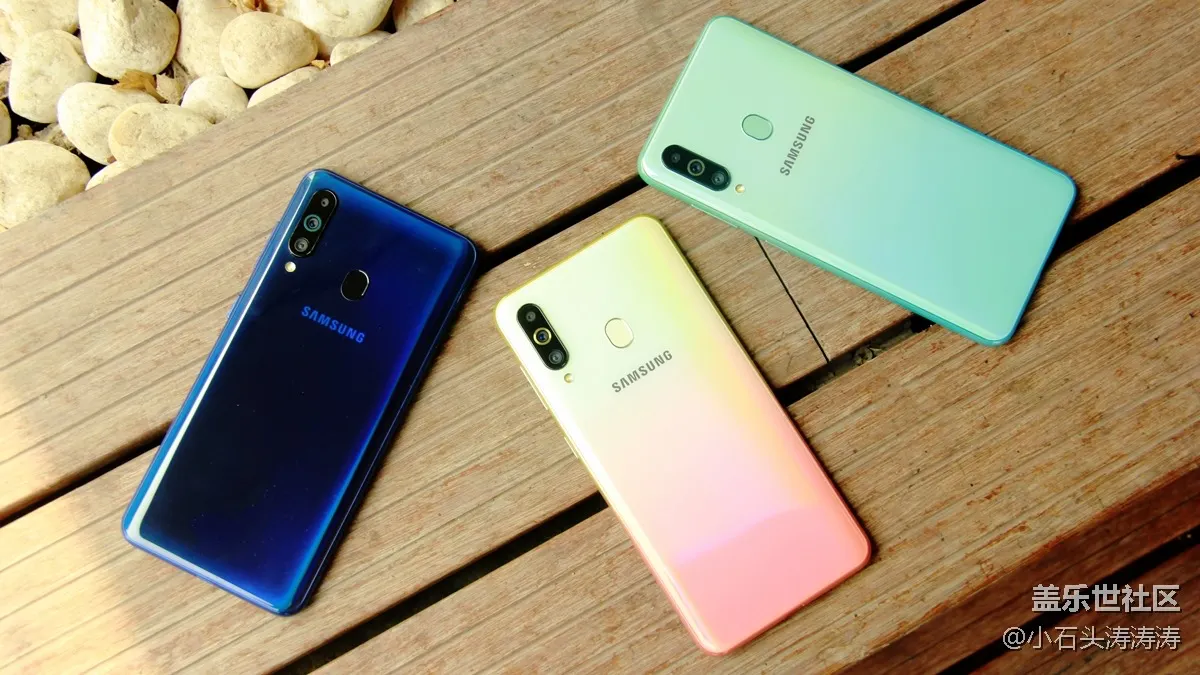 Самый редкий Samsung Galaxy подорожал. Покупать его нет смысла
