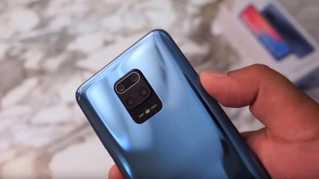 Новый хит Xiaomi приехал в Россию. Стоит ли покупать?