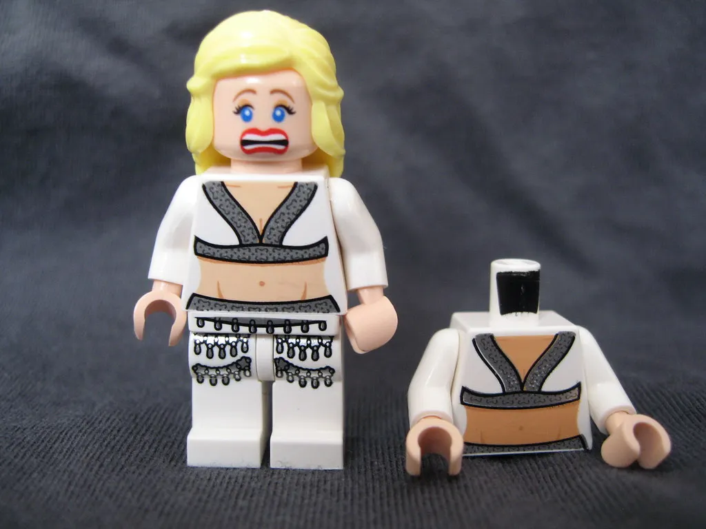 Безумные цены и запрещенный набор. Главные провалы компании LEGO