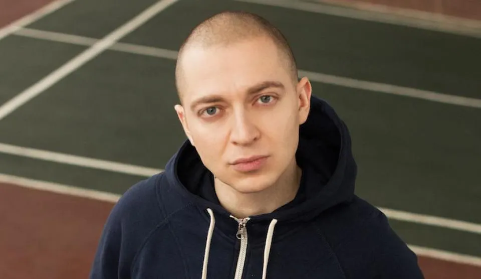 Респектовал Джонибою и защищал маму. Что Оксимирон писал на форуме hip-hоp.ru