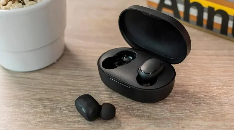 Это худшие TWS-наушники на рынке. Xiaomi, хватит позориться