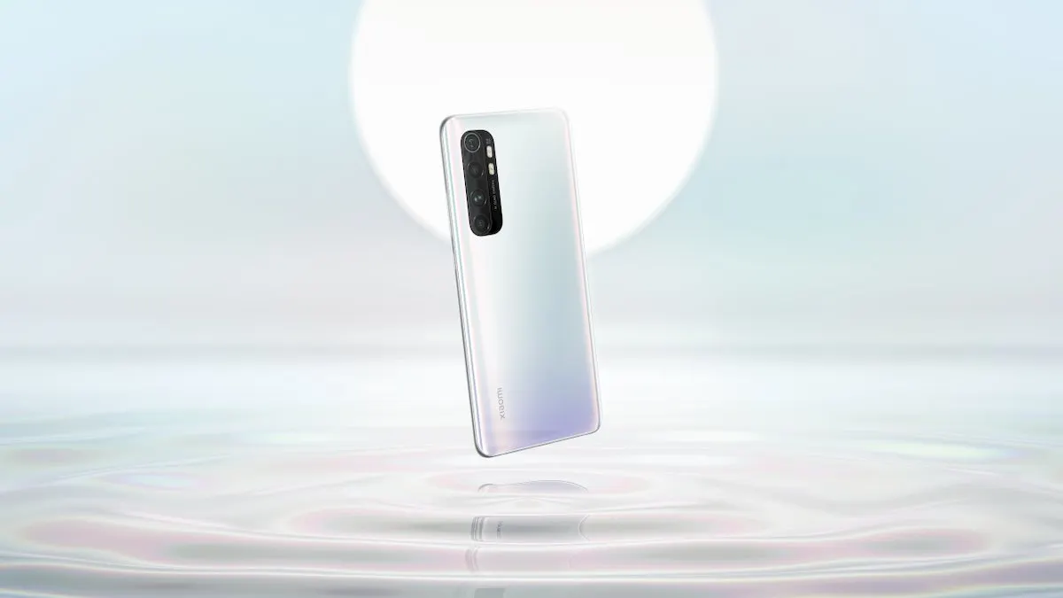 Новый камерофон Xiaomi официально привезли в Россию. Не вздумайте его покупать