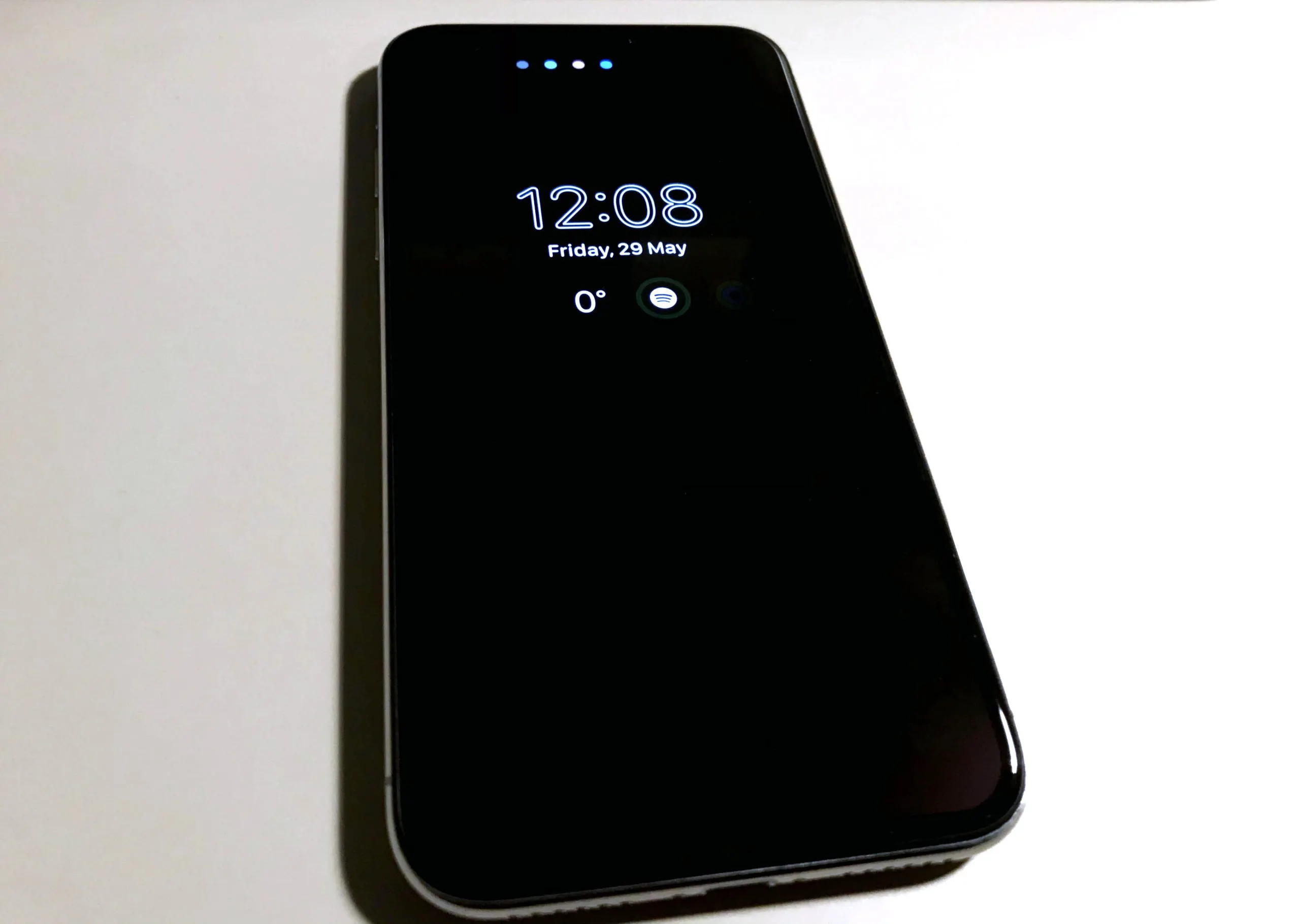Включаем функцию Always On display на любом iPhone. Это того стоит