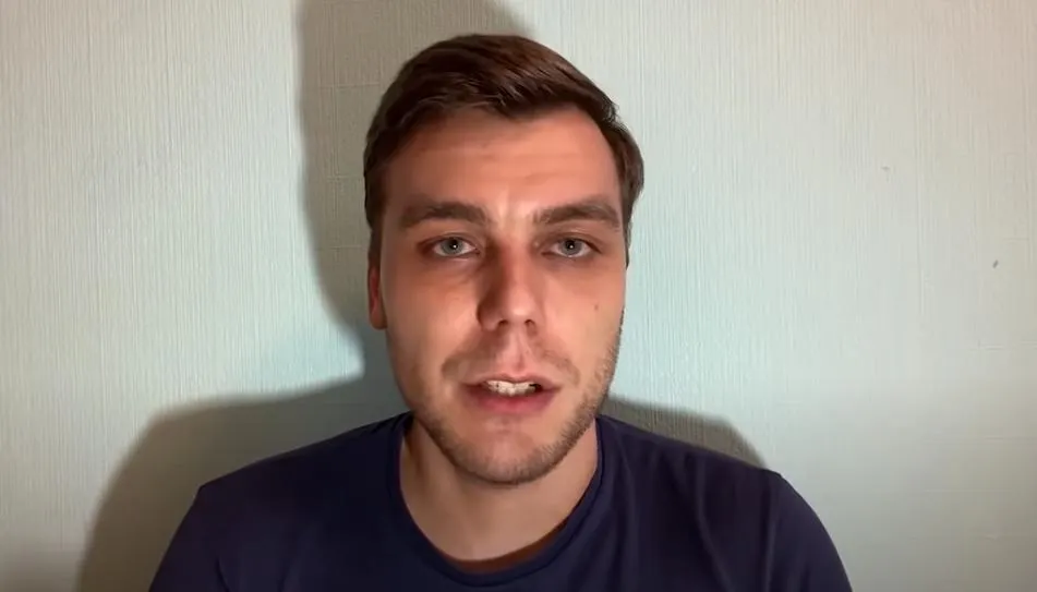 Блогер Петр Баталов прикинулся оппозиционером и заявил, что ему угрожает власть. Оказалось, он организовывал митинг в поддержку Путина