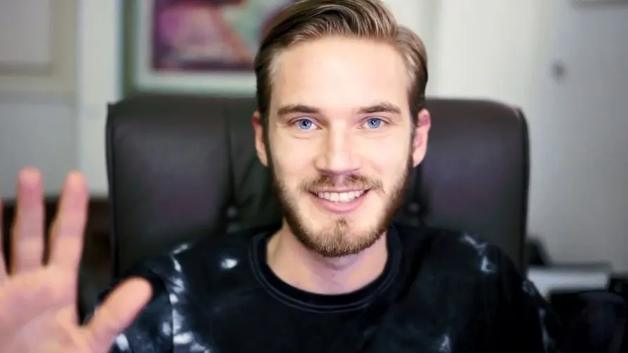 PewDiePie боится конкуренции. На этот раз он воюет с популярным детским каналом
