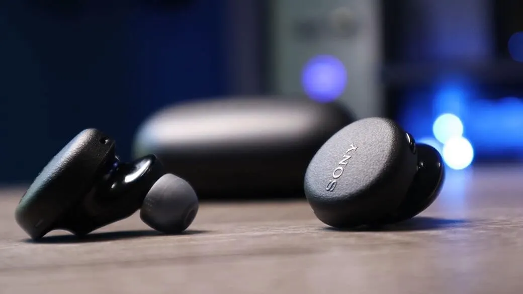 Sony WF-XB700 – недорогие наушники с двумя важными фишками. Идеальны для спорта?