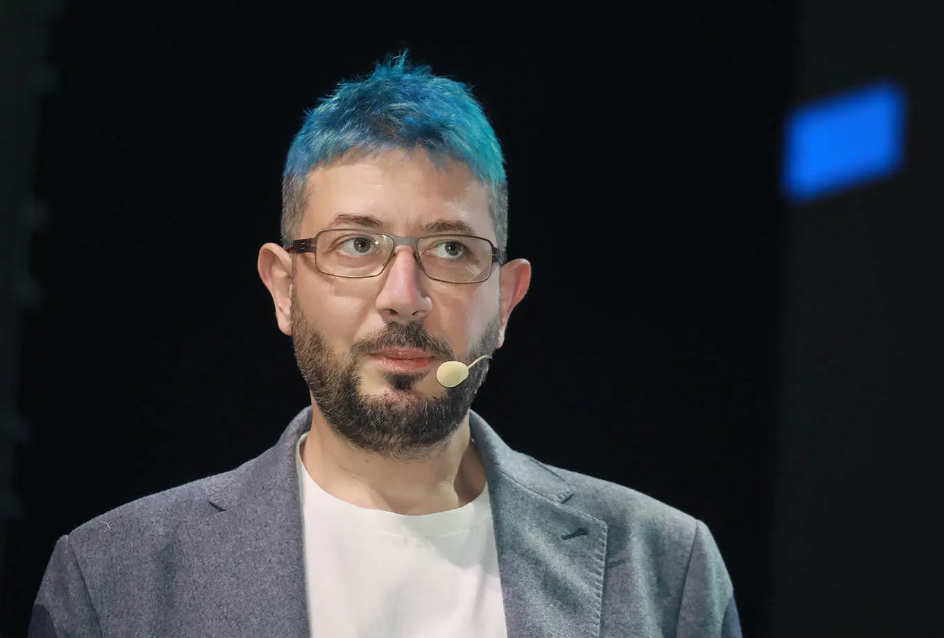 Артемий Лебедев пожертвовал 100 тысяч рублей. Кому и на что?