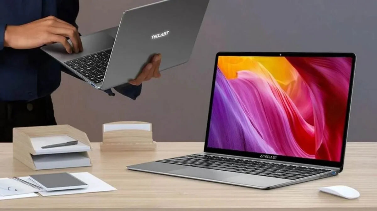 Хитовый клон MacBook Air распродают на Али. Что он умеет?