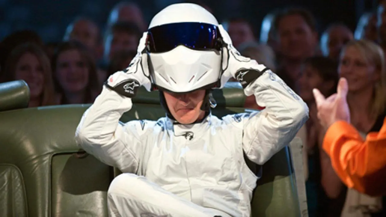 Стиг – женщина. Кто играл молчаливого гонщика из Top Gear?