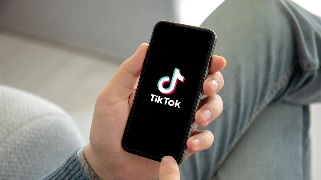 Почему в США хотят запретить TikTok? Всё из-за кейса с Facebook и страшных алгоритмов