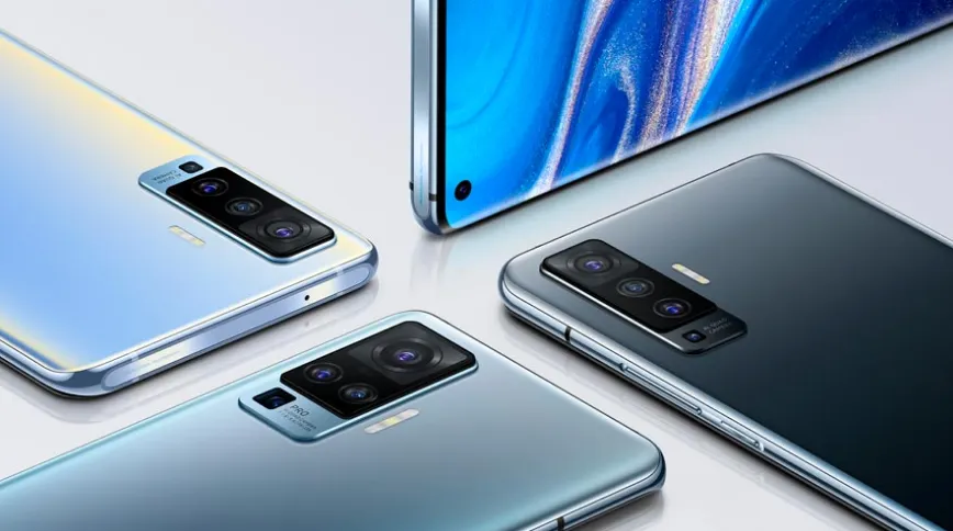 Флагманы Vivo X50 и X50 Pro приехали в Россию. Что умеют и какие подарки за предзаказ?