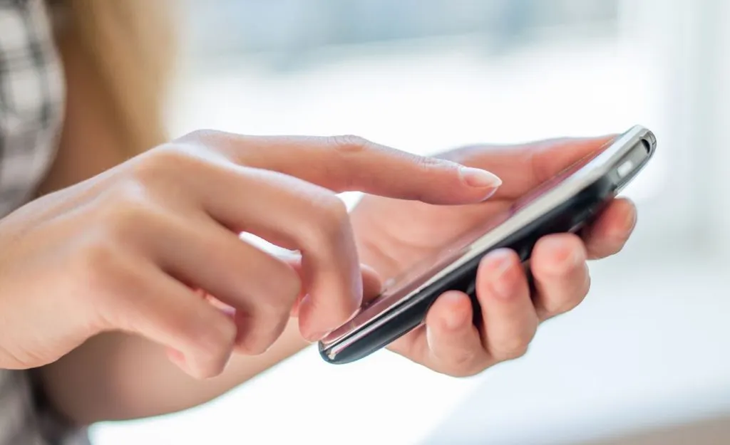 Секретные коды для телефона. Как удалить все SMS или экстренно выключить девайс?
