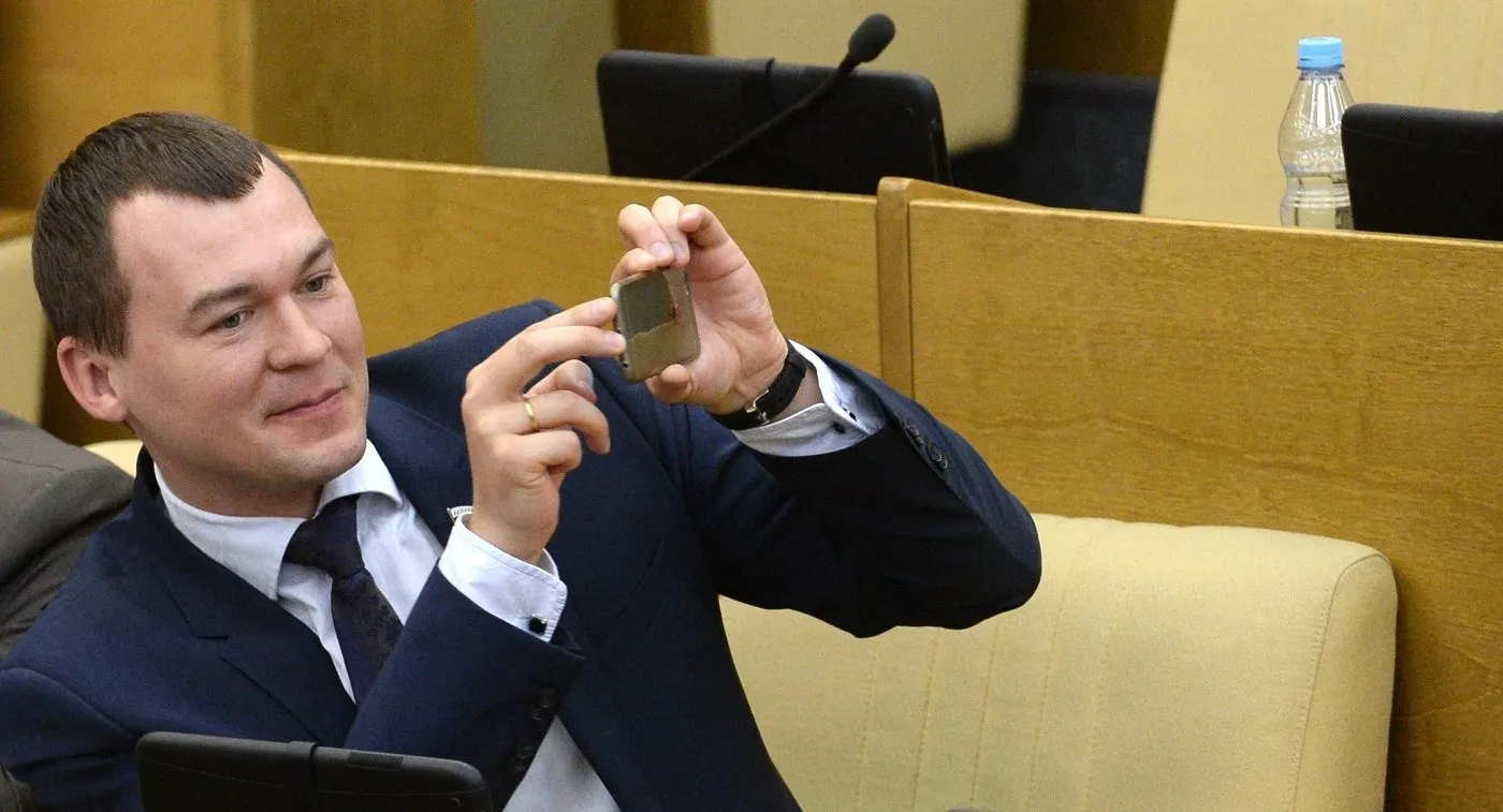 «Фургаломобиль вас переедет, словно БМП». Слава КПСС выпустил дисс на Михаила Дегтярева