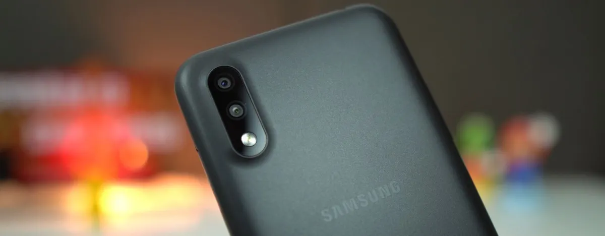 Этот Samsung Galaxy – худший девайс бренда. Ни за что его не покупайте