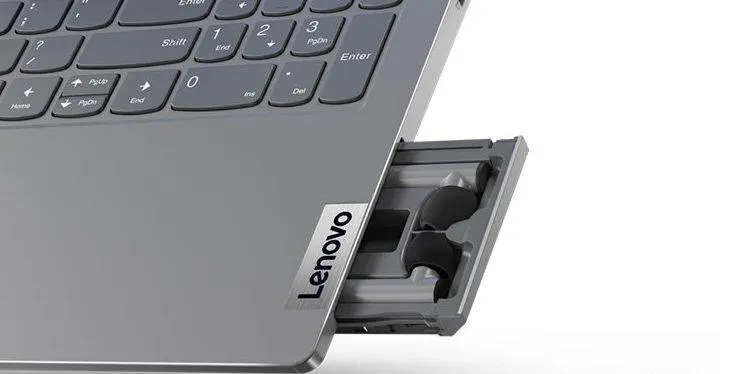Lenovo выпустила самый необычный ноутбук. Это модель 2-в-1 – компьютер и наушники