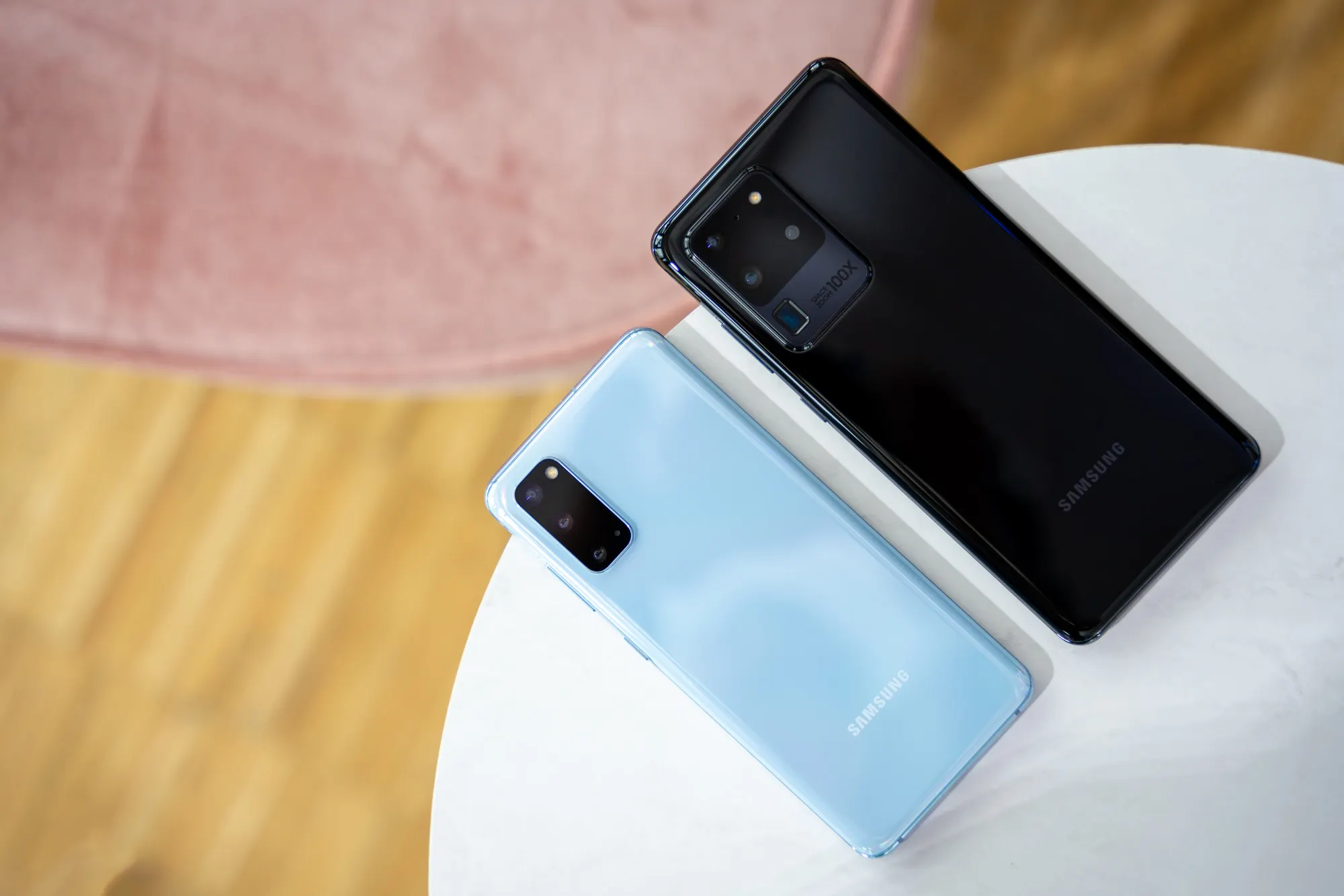 Пора брать флагманы Samsung Galaxy S20. Девайсы стоят рекордно дешево
