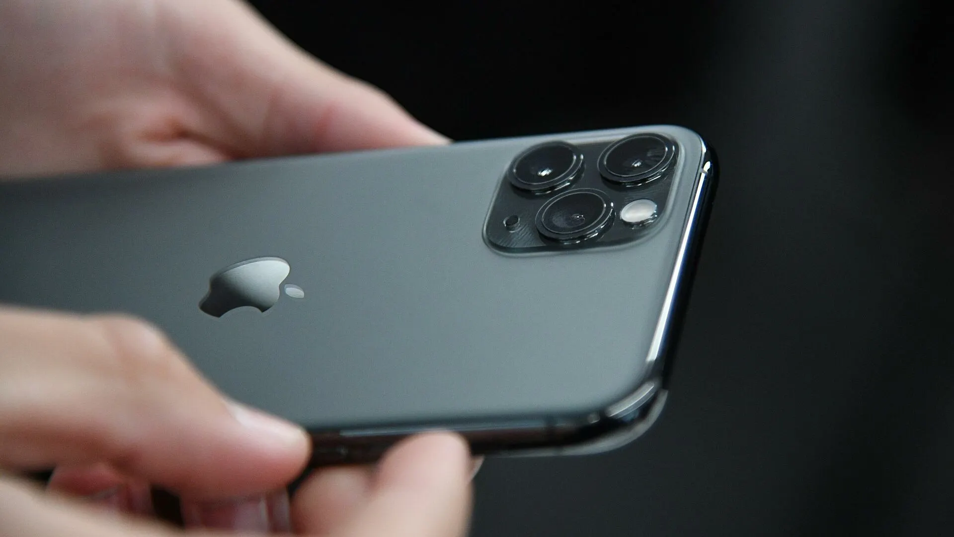 iPhone снова подорожают. Но есть и плюс
