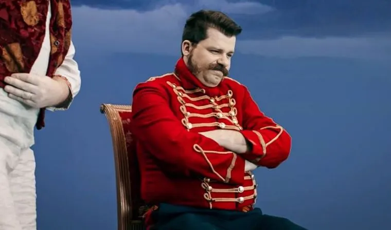 «Гусар» – лучший сериал с Гариком Харламовым. Но есть проблема: его незачем смотреть