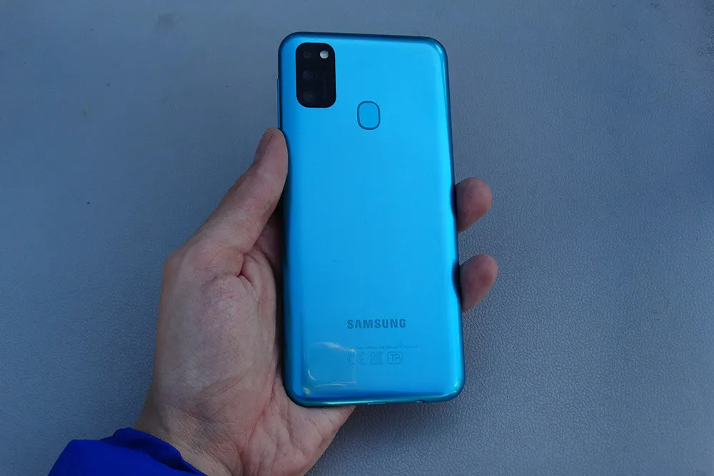 У этого бюджетника Samsung Galaxy есть огромное преимущество. Но про девайс почти никто не знает