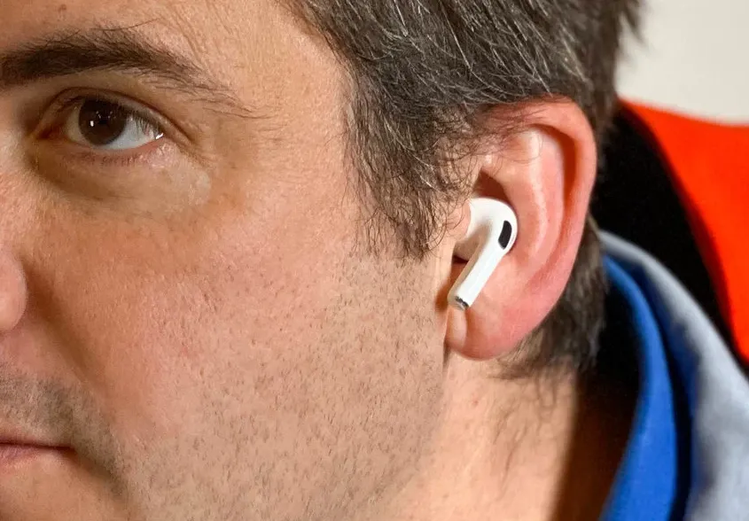 AirPods Pro можно улучшить всего за 250 рублей. Наушники станут удобнее