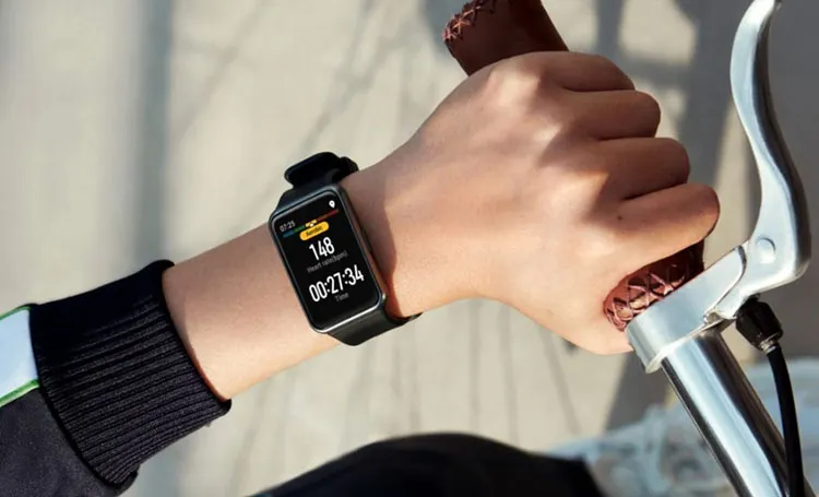 Крутые смарт-часы Honor уже подешевели. Это убийца Amazfit