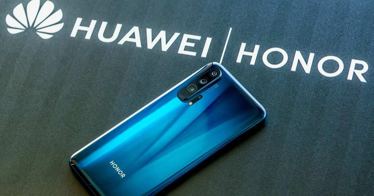 Huawei, кажется, продала Honor. Что будет с брендом доступных китайских смартов?