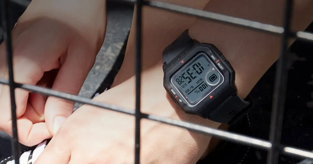 Amazfit Neo – новый бюджетный хит. Эти часы даже выносливее Xiaomi Mi Band