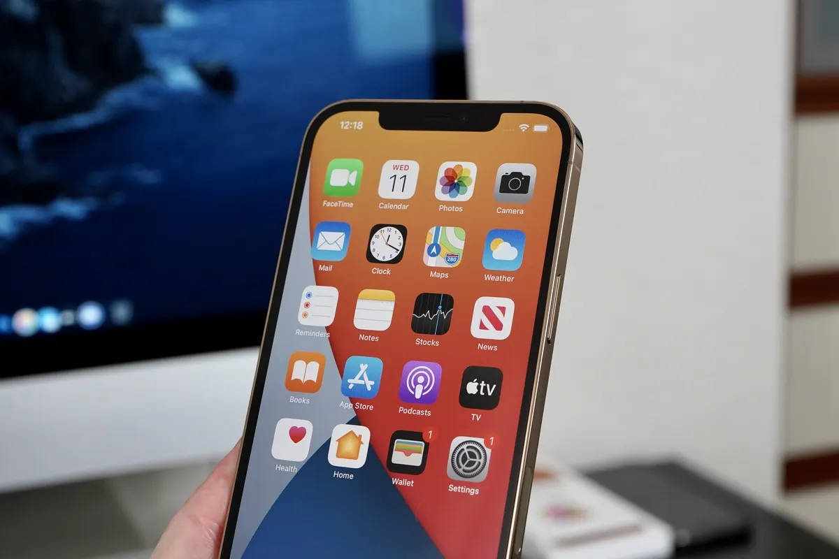 Камера iPhone 12 Pro заслужила кучу респектов. Но не стала лучшей на рынке