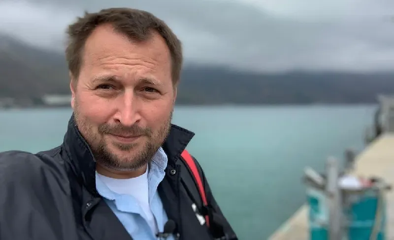 Канал «ещёнепознер» ужасно тяжело смотреть. Солодников зовет гостей ради себя и живет прошлым