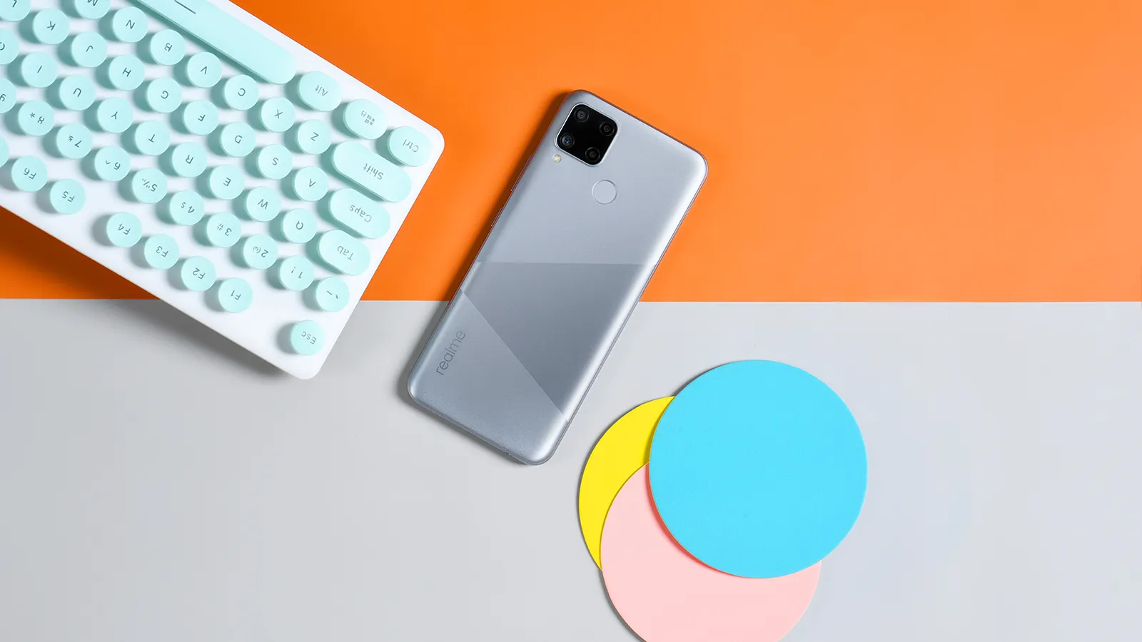 Плюсы и минусы Realme C15. Все, что нужно знать об этом бюджетнике