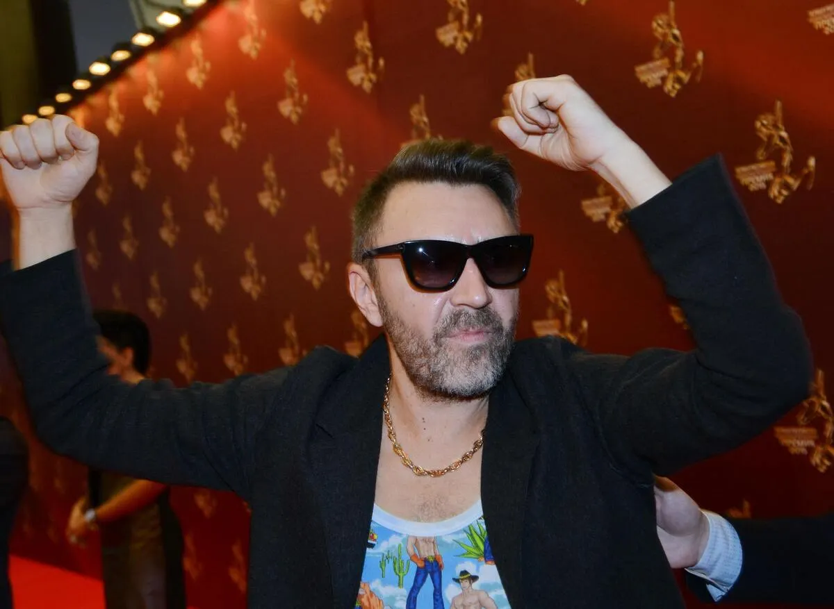 Сергей Шнуров рассказал, сколько зарабатывали музыканты «Ленинграда». И раскрыл прайс на корпоратив