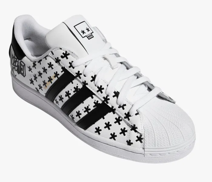 Noize MC и adidas выпустили новые кроссовки. Их не так просто купить
