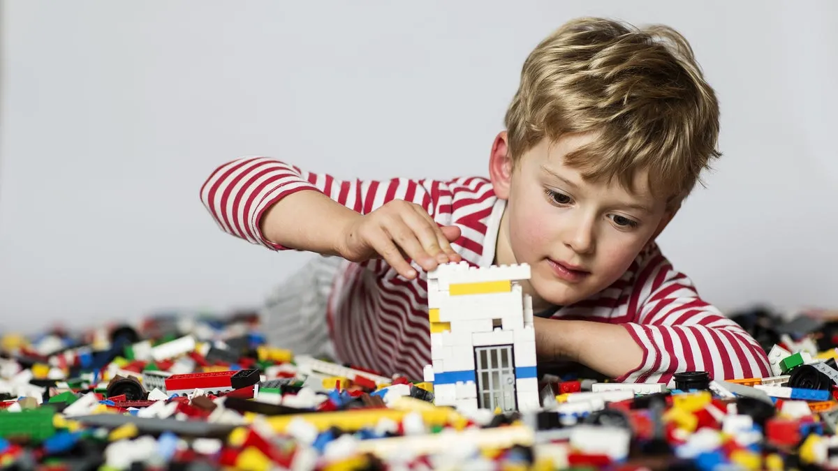 Конструктор LEGO все-таки не видно на рентгене. Это миф – есть пруфы