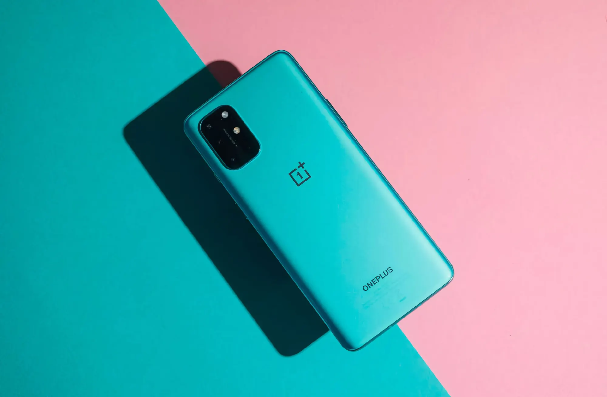 Плюсы и минусы OnePlus 8T. Все, что нужно знать об этом девайсе